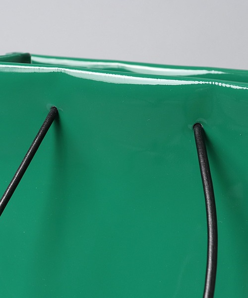 UNKNOWN PRODUCTS(アンノウンプロダクツ)の「【 UNKNOWN PRODUCTS / アンノウンプロダクツ 】 ENAMEL PAPER BAG / エナメルペーパーバッグ(トートバッグ・レディース・レッド/グリーン・FREE)」の7枚目の写真