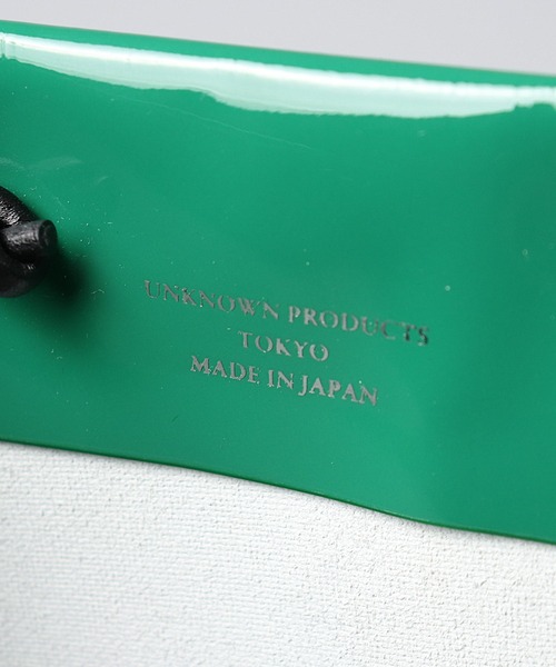 UNKNOWN PRODUCTS(アンノウンプロダクツ)の「【 UNKNOWN PRODUCTS / アンノウンプロダクツ 】 ENAMEL PAPER BAG / エナメルペーパーバッグ(トートバッグ・レディース・レッド/グリーン・FREE)」の10枚目の写真