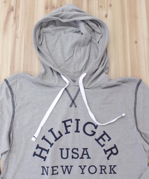 TOMMY HILFIGER(トミーヒルフィガー)の「カレッジロゴプルオーバーTeeパーカー09T4091(パーカー・メンズ・ネイビー/グレー・S/M/L/XL)」の5枚目の写真