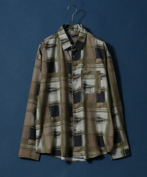 ANPAS（アンパス）の「Georgette Total Pattern Print Oversize Thickness Shirt/ジョーゼット 総柄プリント オーバーサイズ とろみシャツ（シャツ/ブラウス・メンズ・ホワイト/チャコールグレー/ブラック/ブラウン/ブルー/グリーン/アイボリー/ブラック系その他/ブラウン系その他・M/L）」の7枚目の写真