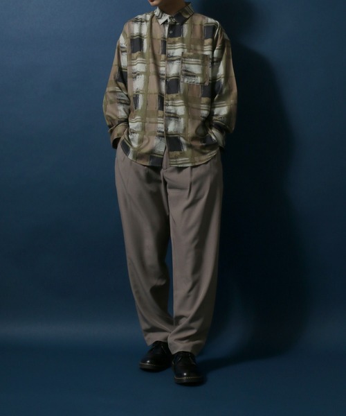 ANPAS（アンパス）の「Georgette Total Pattern Print Oversize Thickness Shirt/ジョーゼット 総柄プリント オーバーサイズ とろみシャツ（シャツ/ブラウス・メンズ・ホワイト/チャコールグレー/ブラック/ブラウン/ブルー/グリーン/アイボリー/ブラック系その他/ブラウン系その他・M/L）」の21枚目の写真
