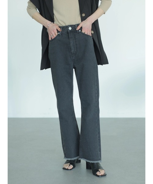 rem closet（レムクローゼット）の「フレアカラーデニム（デニムパンツ・レディース・ブラック/ホワイト・0/1）」の8枚目の写真