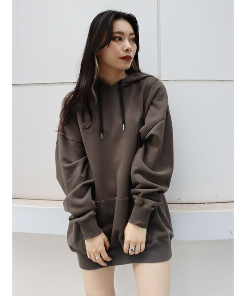 EVRIS（エヴリス）の「SUNNYピグメントオーバーサイズフーディー（パーカー・レディース・ブラック/パープル/アイボリー・FREE）」の18枚目の写真