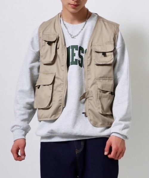 Salong hameu(サロン ハミュー)の「多ポケットのフィッシングベスト メンズ レディース(ベスト・メンズ・チャコールグレー/ベージュ/カーキ・M/L/XL)」の10枚目の写真