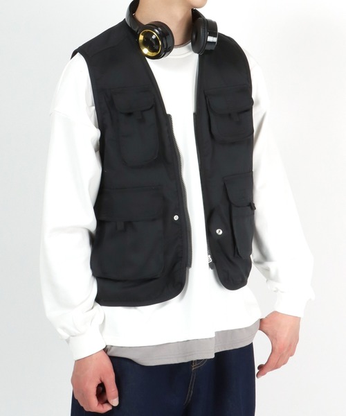 Salong hameu(サロン ハミュー)の「多ポケットのフィッシングベスト メンズ レディース(ベスト・メンズ・チャコールグレー/ベージュ/カーキ・M/L/XL)」の17枚目の写真