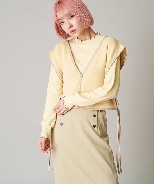 A de a.v.v（アードアー・ヴェ・ヴェ）の「配色レザーニットベスト（ニット/セーター・レディース・ホワイト/ブラック/クリーム・39）」の15枚目の写真