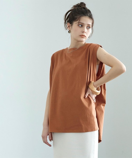 ショルダータックノースリーブトップス（Tシャツ/カットソー