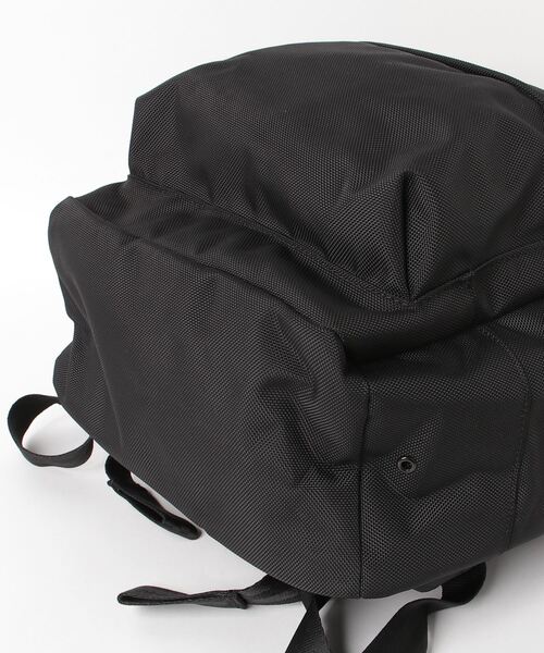 NEW ERA（ニューエラ）の「NEW ERA/ニューエラ キッズ バックパック Youth ライトパック 18L ボックスロゴ ブラック 13061306（バックパック/リュック・キッズ・ブラック・FREE）」の4枚目の写真