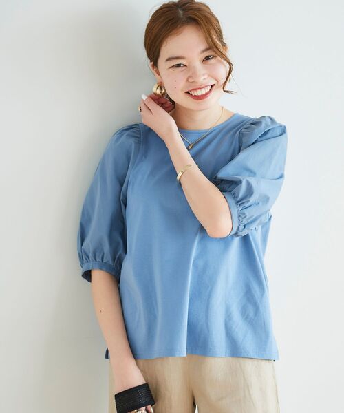 le.coeur blanc(ルクールブラン)の「マーセライズボリュームスリーブプルオーバー(Tシャツ/カットソー・レディース・ライトブルー/ブラック/オフホワイト・38)」の5枚目の写真