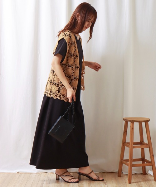 libelle more（リベル モア）の「かぎ針風透かし柄ベスト（ベスト・レディース・ブラック/アイボリー/モカ・M/L）」の11枚目の写真