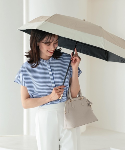 KOBE LETTUCE(コウベレタス)の「晴雨兼用UVカットバイカラーミニ折りたたみ傘(折りたたみ傘・レディース・グレイッシュベージュ/ブラック/ベージュ/グリーン・FREE)」の8枚目の写真