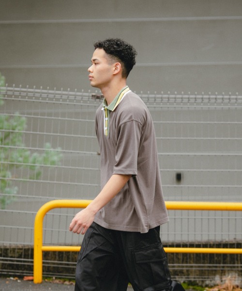 BROKEN BASE(ブロークンベース)の「オーバーサイズマルチカラーポロシャツ(Tシャツ/カットソー・メンズ・ホワイト/ブラック・MEDIUM/LARGE)」の6枚目の写真