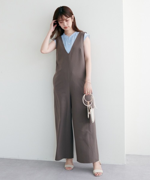 natural couture(ナチュラルクチュール)の「リバイバルアイテム/WEB限定カラーあり/とろみサテン金釦ギャザーブラウス(シャツ/ブラウス・レディース・オフホワイト/その他1/ピンクベージュ/サックスブルー/グリーン/その他2/ピンク/その他4・FREE)」の20枚目の写真