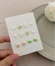 デザインピアス