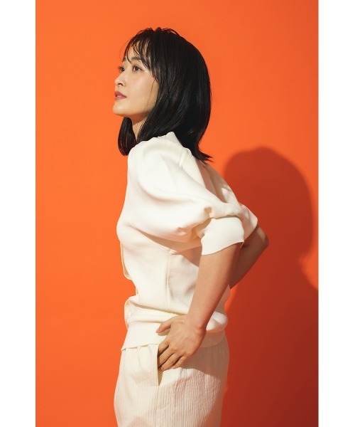 LILIDIA(リリディア)の「Big ButtonsニットカーデTOP(ニット/セーター・レディース・アイボリー/ピンク/ブラック・MEDIUM/SMALL)」の18枚目の写真