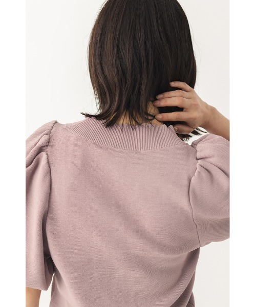 LILIDIA(リリディア)の「Big ButtonsニットカーデTOP(ニット/セーター・レディース・アイボリー/ピンク/ブラック・MEDIUM/SMALL)」の4枚目の写真