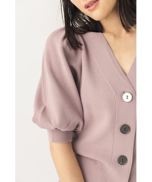 LILIDIA(リリディア)の「Big ButtonsニットカーデTOP(ニット/セーター・レディース・アイボリー/ピンク/ブラック・MEDIUM/SMALL)」の5枚目の写真