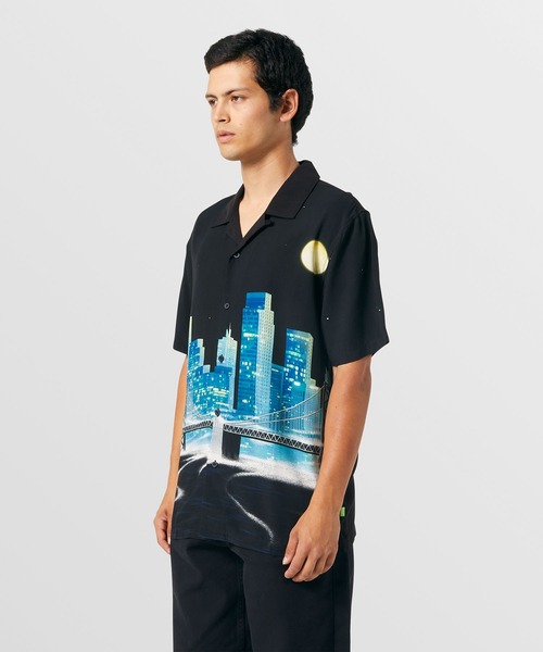 HUF（ハフ）の「MANHATTAN TOP / HUF リゾートシャツ（シャツ