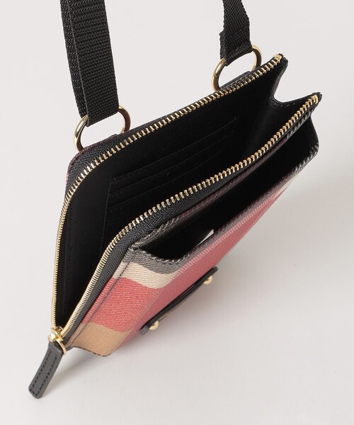 BLUE LABEL CRESTBRIDGE（ブルーレーベルクレストブリッジ）の 
