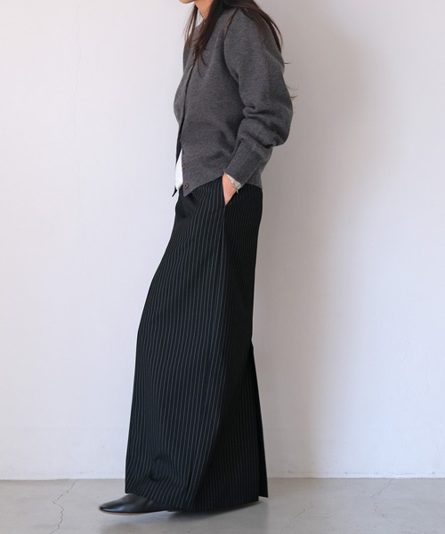 AKTE（アクテ）の「ボタンフライニットカーディガン（カーディガン/ボレロ・レディース・チャコールグレー/ブルー/ネイビー/イエロー/ピンク/グリーン系・FREE）」の17枚目の写真