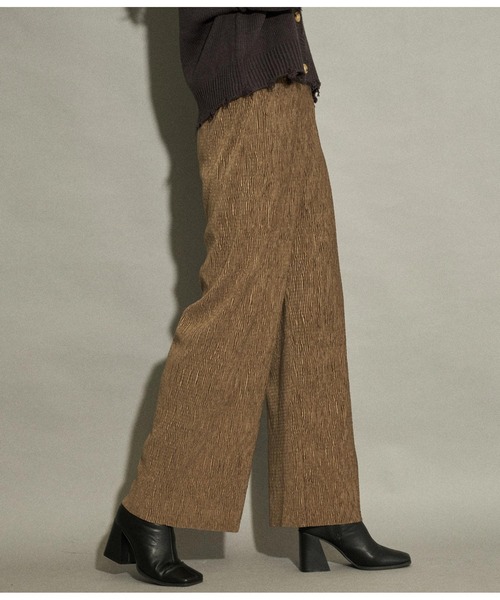 ANAP（アナップ）の「ベロアランダムプリーツパンツ（その他パンツ・レディース・ブルー/ライトベージュ/ブラウン・FREE）」の4枚目の写真