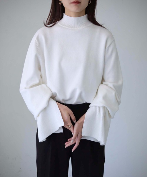 cheriella（シェリエラ）の「【cheriella】WEB限定キャンディスリーブハイネックニット（ニット/セーター・レディース・ブラック/オフホワイト/モカ・M）」の2枚目の写真