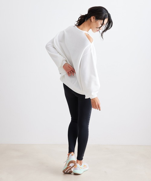 NERGY（ナージー）の「ショルダーカッティング裏起毛プルオーバー（その他トップス・レディース・ホワイト/ライトグリーン/ブラック・FREE）」の18枚目の写真
