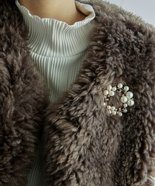 niana（ニアナ）の「ランダムパールサークルブローチ（ブローチ/コサージュ・レディース・ゴールド・FREE）」の5枚目の写真