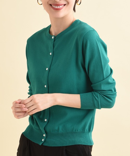 actuel（アクチュエル）の「【マシーンウォッシャブル・ＵＶ・接触冷感】パール釦クルーカーディガン（カーディガン/ボレロ・レディース・オフホワイト/ブルー/ブラック/レッド/グリーン・FREE）」の6枚目の写真