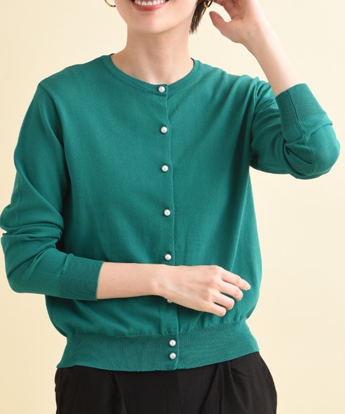 actuel（アクチュエル）の「【マシーンウォッシャブル・ＵＶ・接触冷感】パール釦クルーカーディガン（カーディガン/ボレロ・レディース・オフホワイト/ブルー/ブラック/レッド/グリーン・FREE）」の9枚目の写真