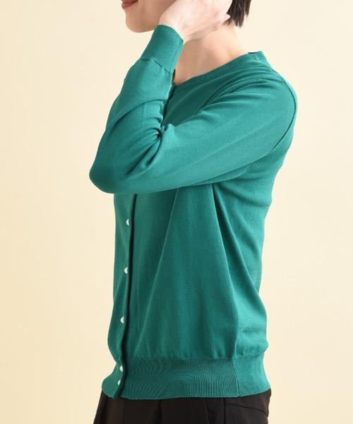 actuel（アクチュエル）の「【マシーンウォッシャブル・ＵＶ・接触冷感】パール釦クルーカーディガン（カーディガン/ボレロ・レディース・オフホワイト/ブルー/ブラック/レッド/グリーン・FREE）」の7枚目の写真