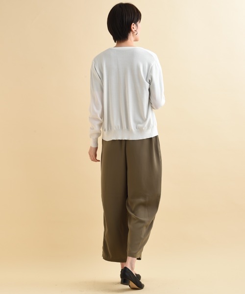 actuel（アクチュエル）の「【マシーンウォッシャブル・ＵＶ・接触冷感】パール釦クルーカーディガン（カーディガン/ボレロ・レディース・オフホワイト/ブルー/ブラック/レッド/グリーン・FREE）」の22枚目の写真