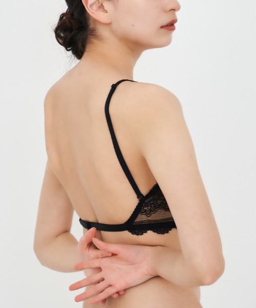 sue(スウ)の「ショーツセット / バックオープン3Way レースノンワイヤーブラ&ショーツ Back Open 3Way Lace Bra & Shorts Set(ブラ&ショーツ・レディース・ホワイト/ブラック/ピンク・FREE)」の15枚目の写真