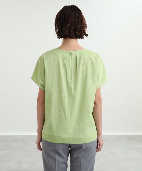 INDIVI（インディヴィ）の「◆【一押しブラウス！/洗える/SETUP可能】ヘムデザイン半袖ブラウス（シャツ/ブラウス・レディース・ライトグレー/ネイビー/オリーブ/ブラック/チャコールグレー/ダークブラウン/ブルー系6/グレー系その他7/ブルー系8/ダークグリーン・38/05/12/13/15 /34）」の14枚目の写真