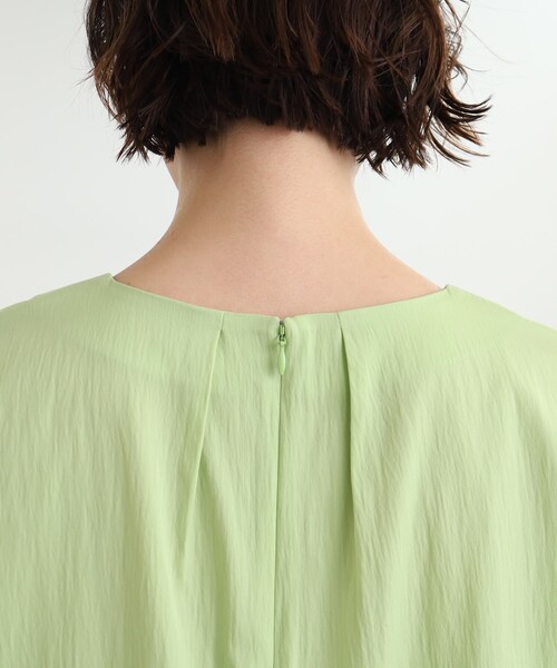 INDIVI（インディヴィ）の「◆【一押しブラウス！/洗える/SETUP可能】ヘムデザイン半袖ブラウス（シャツ/ブラウス・レディース・ライトグレー/ネイビー/オリーブ/ブラック/チャコールグレー/ダークブラウン/ブルー系6/グレー系その他7/ブルー系8/ダークグリーン・38/05/12/13/15 /34）」の16枚目の写真