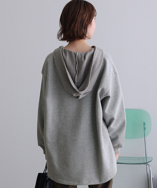 ElegChic(エレグシック)の「ニットドッキング裏起毛パーカー(Tシャツ/カットソー・レディース・ライトベージュ/杢グレー/ブラック/ライトカーキ・4L/XL/M)」の11枚目の写真