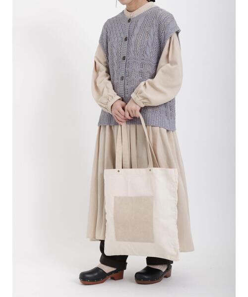 Samansa Mos2（サマンサ モスモス）の「スラブパッチワーク前後2WAYニットベスト（ベスト・レディース・ベージュ/ブラック/キナリ/グリーン/ブルー・ﾌﾘ-）」の18枚目の写真