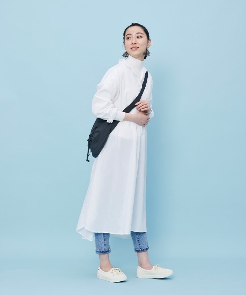le coq sportif(ルコックスポルティフ)の「LCS フルシュ / シューズ(スニーカー・レディース・ライトベージュ・23.0cm/23.5cm/24.0cm/24.5cm/22.5cm/25.0cm)」の14枚目の写真