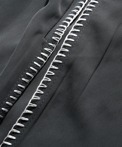 neos(ネオス)の「【neos -addictive design-】ルーズシルエット ハンドステッチ ライン ワイド パンツ(その他パンツ・メンズ・ブラック/グレー・MEDIUM/LARGE/X-LARGE)」の16枚目の写真