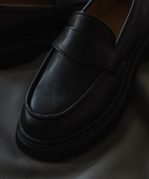 WYM LIDNM（ウィム バイ リドム）の「TANKSOLE MINIMAL LOAFER（ローファー・メンズ・ブラック・XS/S/M/L/XL）」の5枚目の写真