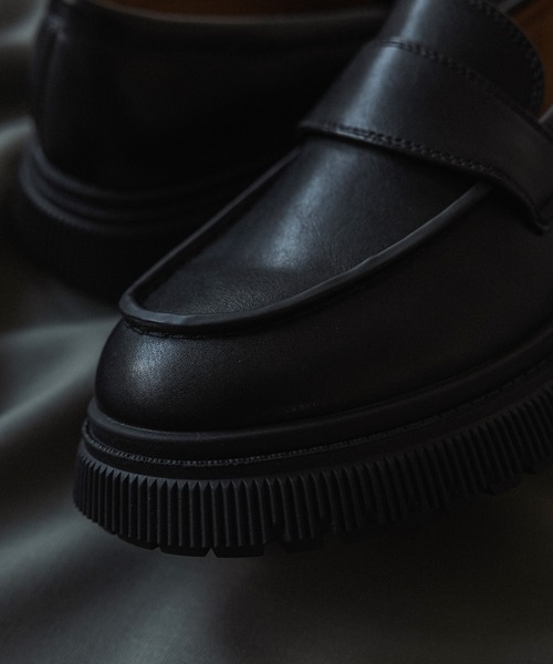 WYM LIDNM（ウィム バイ リドム）の「TANKSOLE MINIMAL LOAFER（ローファー・メンズ・ブラック・XS/S/M/L/XL）」の6枚目の写真