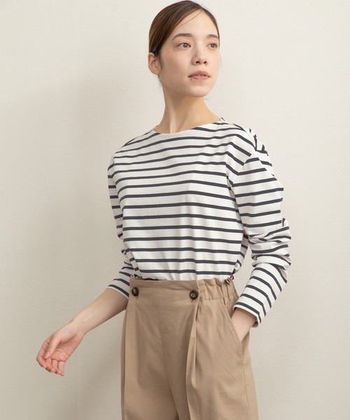 Liyoca(リヨカ)の「【Liyoca】オーガニックコットン長袖ボーダープルオーバー -手洗い可-(Tシャツ/カットソー・レディース・イエロー/スミクロ/ブラウン・FREE)」の2枚目の写真