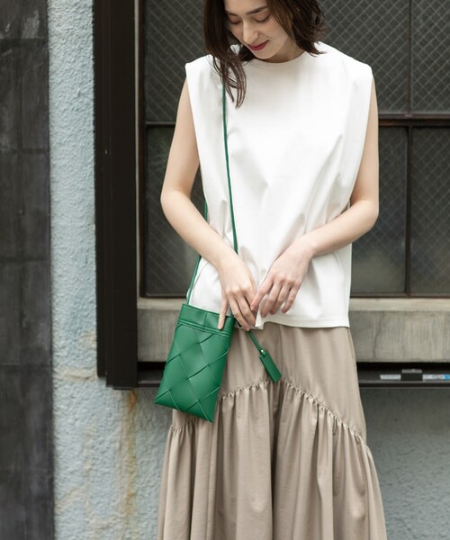 OPAQUE.CLIP（オペークドットクリップ）の「◆≪ヒルナンデス！で紹介≫ シルキースーピマ フレンチスリーブカットソー【イージーケア/接触冷感/洗濯機洗い可】（Tシャツ/カットソー・レディース・ホワイト系/ブラック/ブラウン系その他/サンドベージュ/ブルー系5・36/38/40）」の14枚目の写真