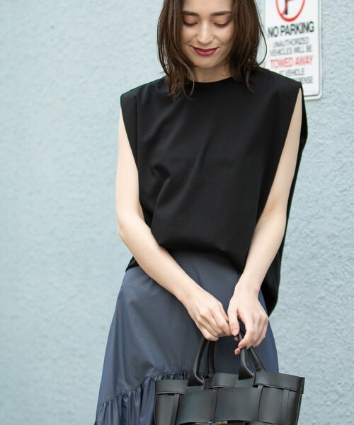 OPAQUE.CLIP（オペークドットクリップ）の「◆≪ヒルナンデス！で紹介≫ シルキースーピマ フレンチスリーブカットソー【イージーケア/接触冷感/洗濯機洗い可】（Tシャツ/カットソー・レディース・ホワイト系/ブラック/ブラウン系その他/サンドベージュ/ブルー系5・36/38/40）」の18枚目の写真