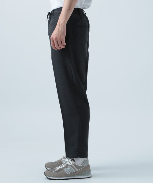 BAYFLOW(ベイフロー)の「〈セットアップ可〉UMW アンクルテーパードパンツ【吸水速乾・UVケア】(その他パンツ・メンズ・アイボリー/ブラック/カーキ/ネイビー/グレー・SMALL/MEDIUM/LARGE)」の16枚目の写真