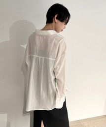 emmi（エミ）の「【emmi atelier】シアーベーシックシャツ