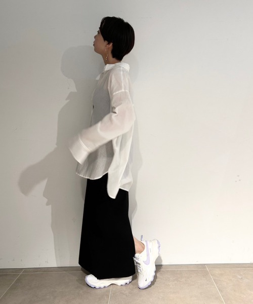 emmi（エミ）の「【emmi atelier】シアーベーシックシャツ