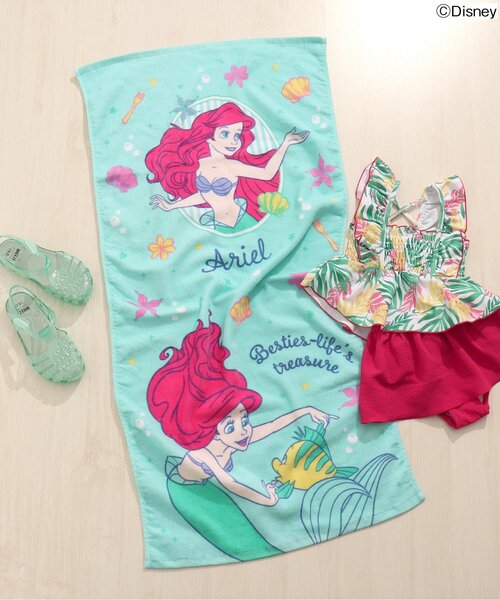 Disney（ディズニー）の「ディズニー　コンパクトバスタオル　アリエル（スイムグッズ・キッズ・ブルー/ピンク・FREE）」の2枚目の写真