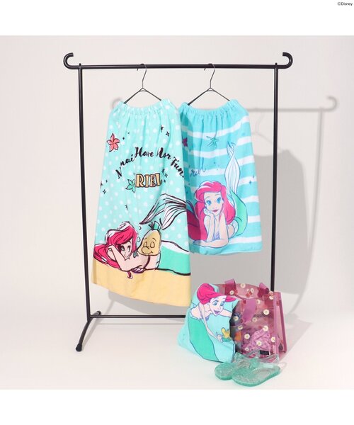 Disney（ディズニー）の「ディズニー　コンパクトバスタオル　アリエル（スイムグッズ・キッズ・ブルー/ピンク・FREE）」の5枚目の写真