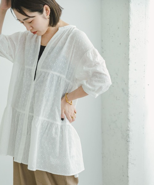 ITEMS URBANRESEARCH(アイテムズ アーバンリサーチ)の「レースティアードブラウス(シャツ/ブラウス・レディース・ブラック/オフホワイト・FREE)」の9枚目の写真